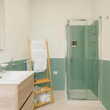 Alojamento de Acomodação e Pequeno-almoço Interno 5 Nápoles