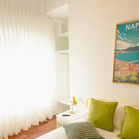 Interno 5 Nápoles