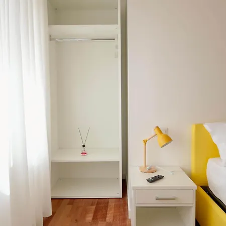 Interno 5