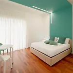 Interno 5 4*