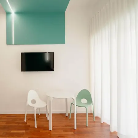 Interno 5 Неаполь